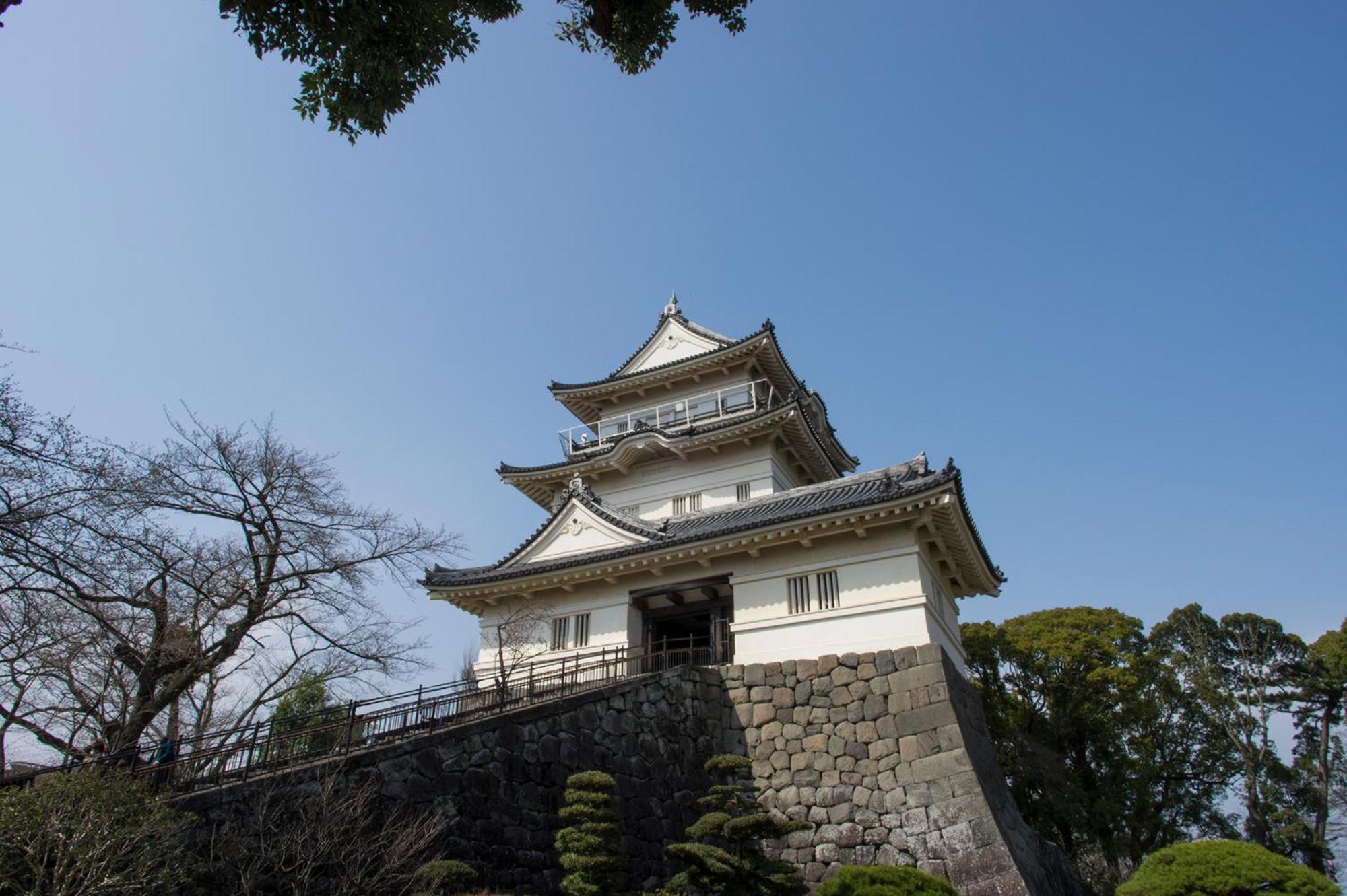 グレース大磯 Apartment Oiso Екстериор снимка